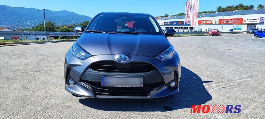 2022' Toyota Yaris 1,5 photo #2