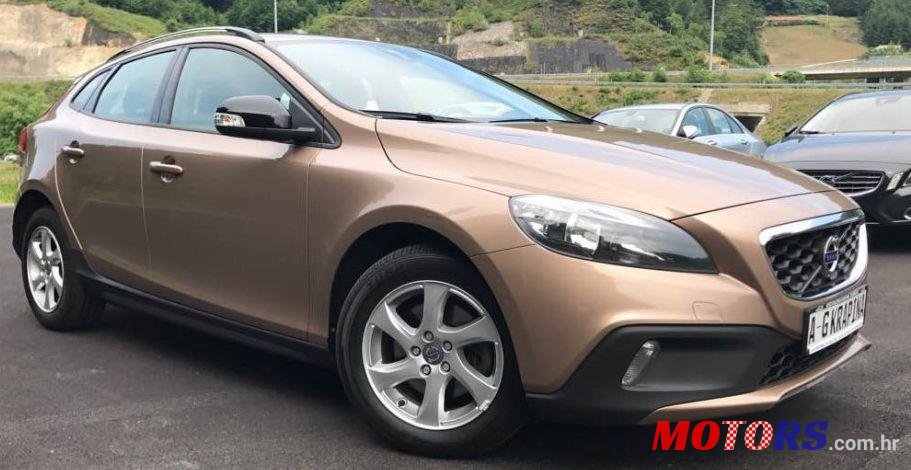 2013' Volvo V40 D2 photo #1