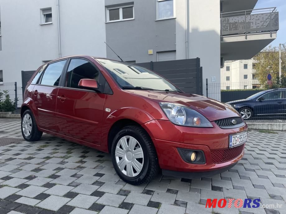 2010' Ford Fiesta 1,4 photo #5