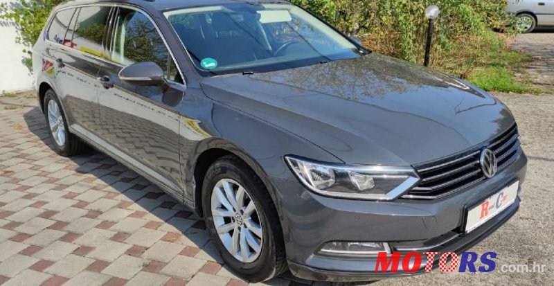 2015' Volkswagen Passat Variant photo #5