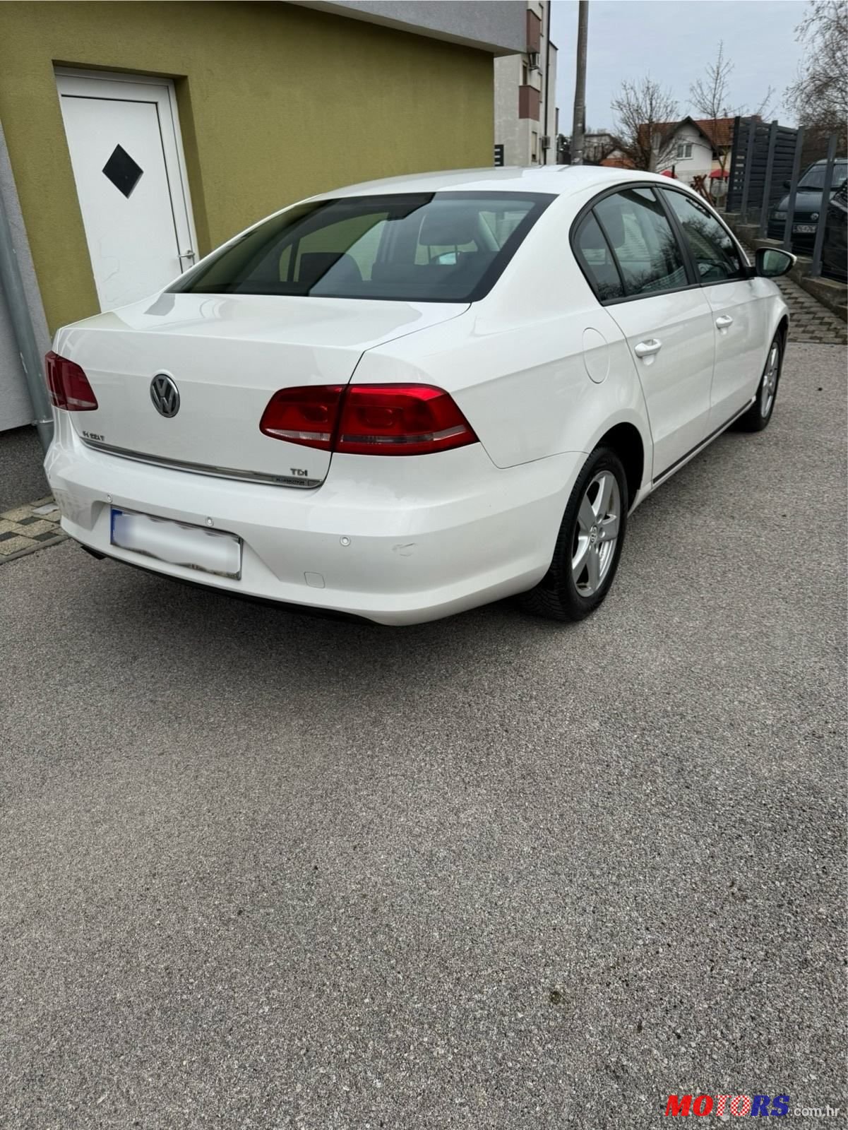 2013' Volkswagen Passat 1,6 Tdi Bmt photo #4