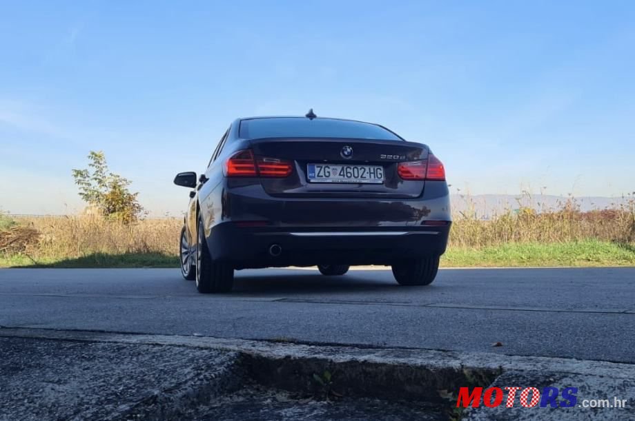 2014' BMW Serija 3 320D photo #4