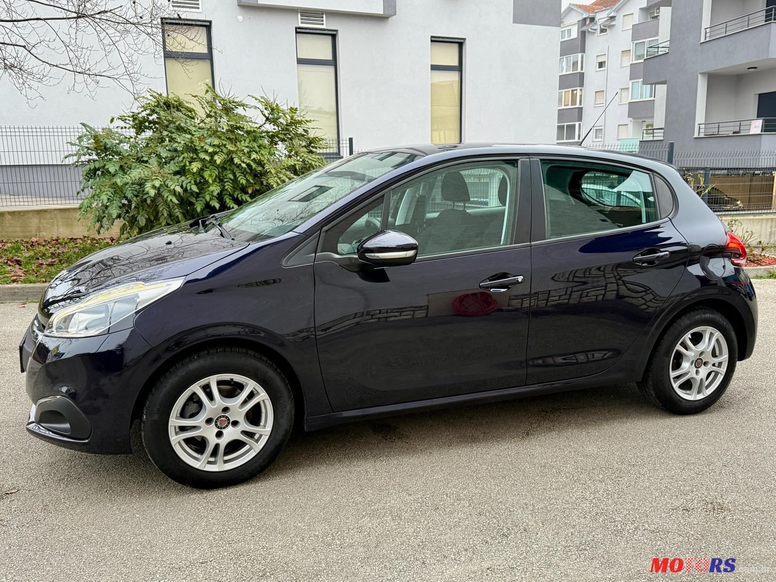 2018' Peugeot 208 1,2 Puretech photo #2