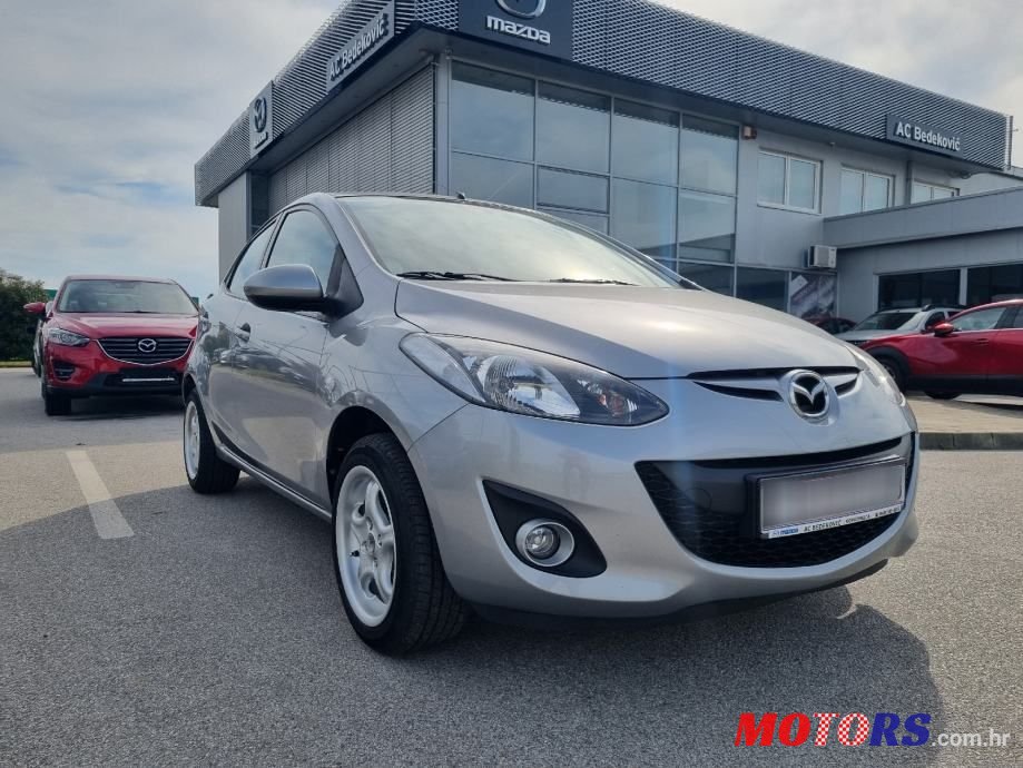 2011' Mazda 2 1,3 I Te photo #1