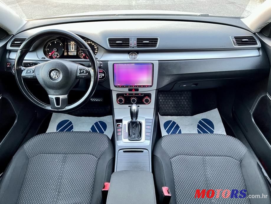 2013' Volkswagen Passat 2,0 Tdi Bmt Dsg photo #2