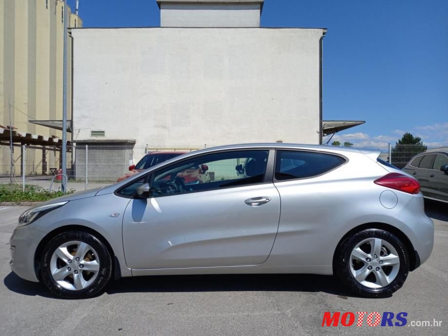 2015' Kia Pro Ceed photo #2