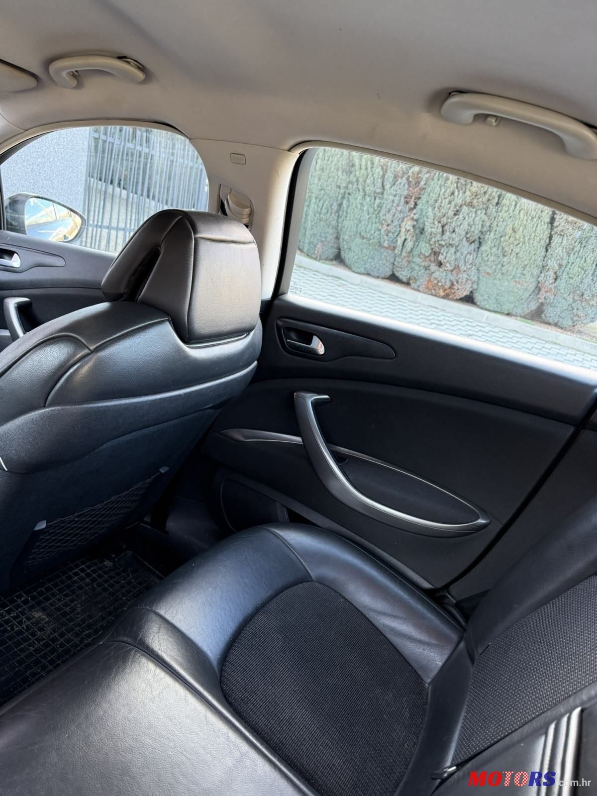 2010' Citroen C5 2,0 Hdi photo #5