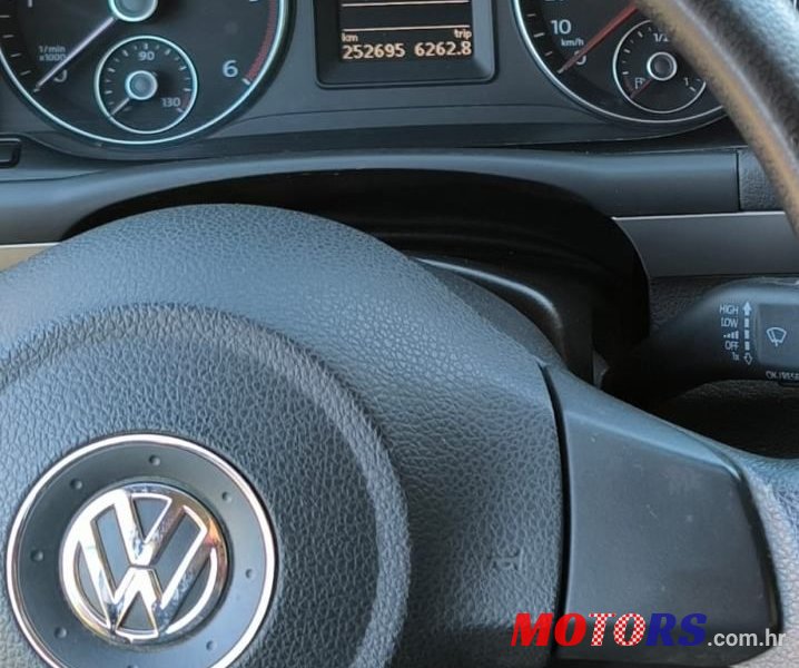 2014' Volkswagen Touran 1,6 Tdi photo #4