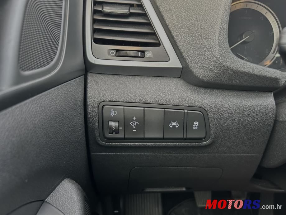 2015' Hyundai Tucson 1.7 Crdi photo #6