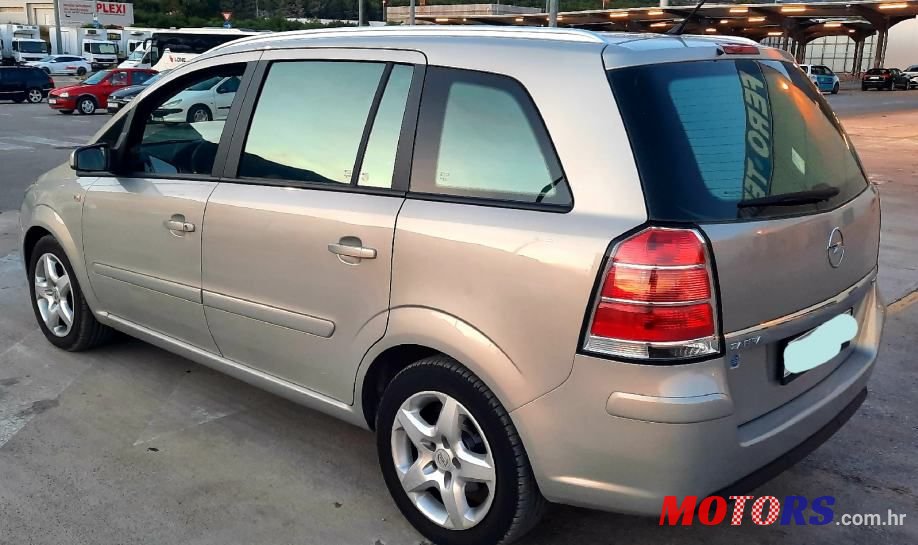 2008' Opel Zafira 1,9 Cdti photo #4
