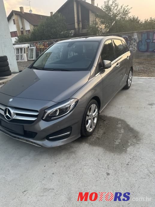 2016' Mercedes-Benz B-Klasa B 200 photo #2