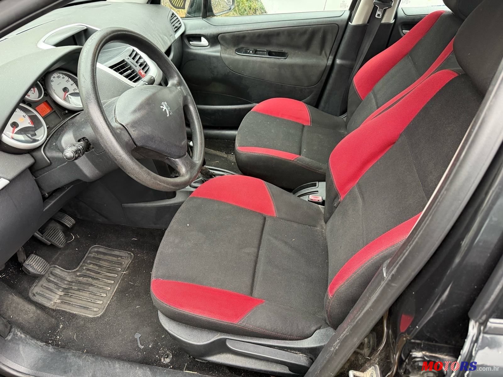 2008' Peugeot 207 1,4 photo #3