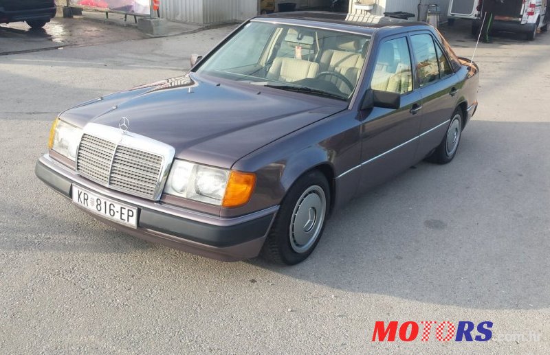1991' Mercedes-Benz 200 photo #2