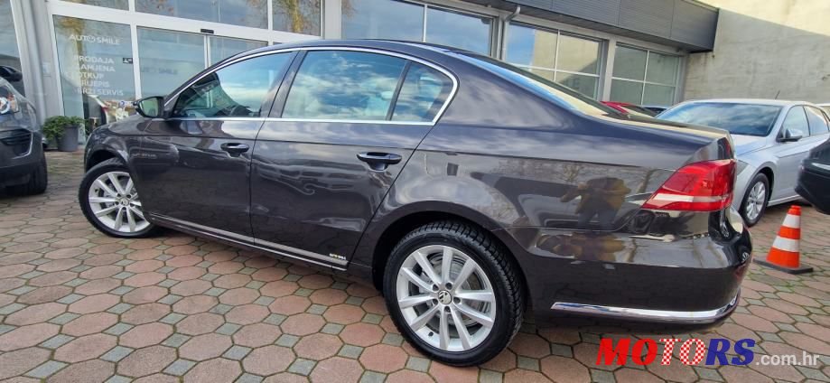 2011' Volkswagen Passat 2,0 Tdi photo #6