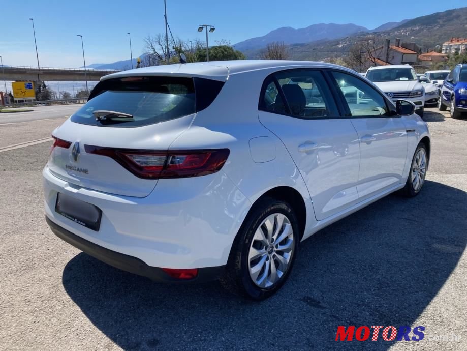 2019' Renault Megane Blue Dci 95 photo #4