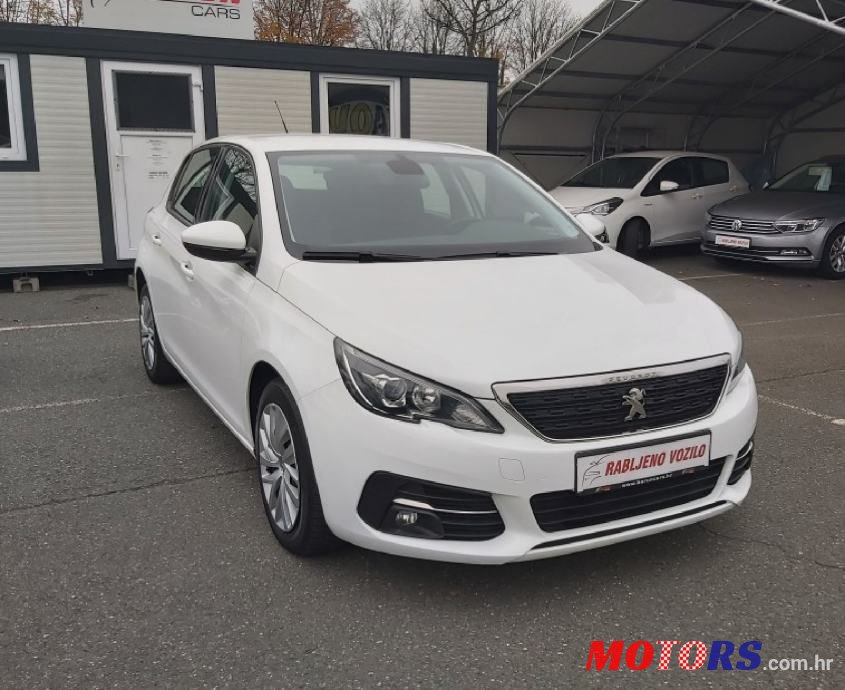 2018' Peugeot 308 photo #2