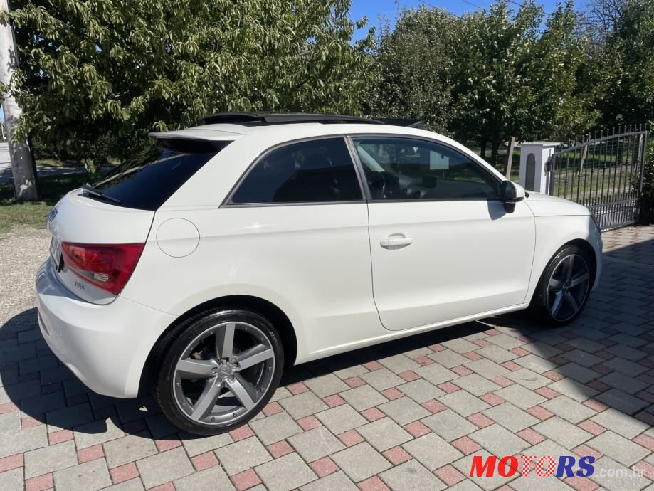 2011' Audi A1 photo #3