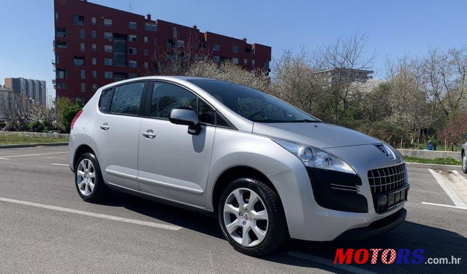 2011' Peugeot 3008 photo #1