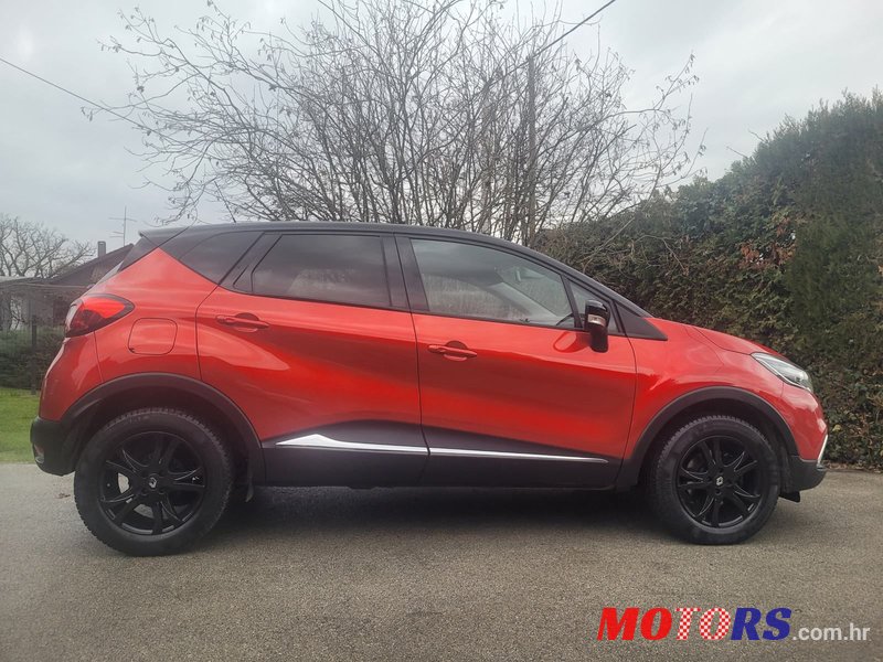 2016' Renault Captur Tce 120 photo #6