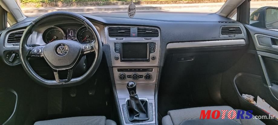 2016' Volkswagen Golf 7 1,6 Tdi Bmt photo #5