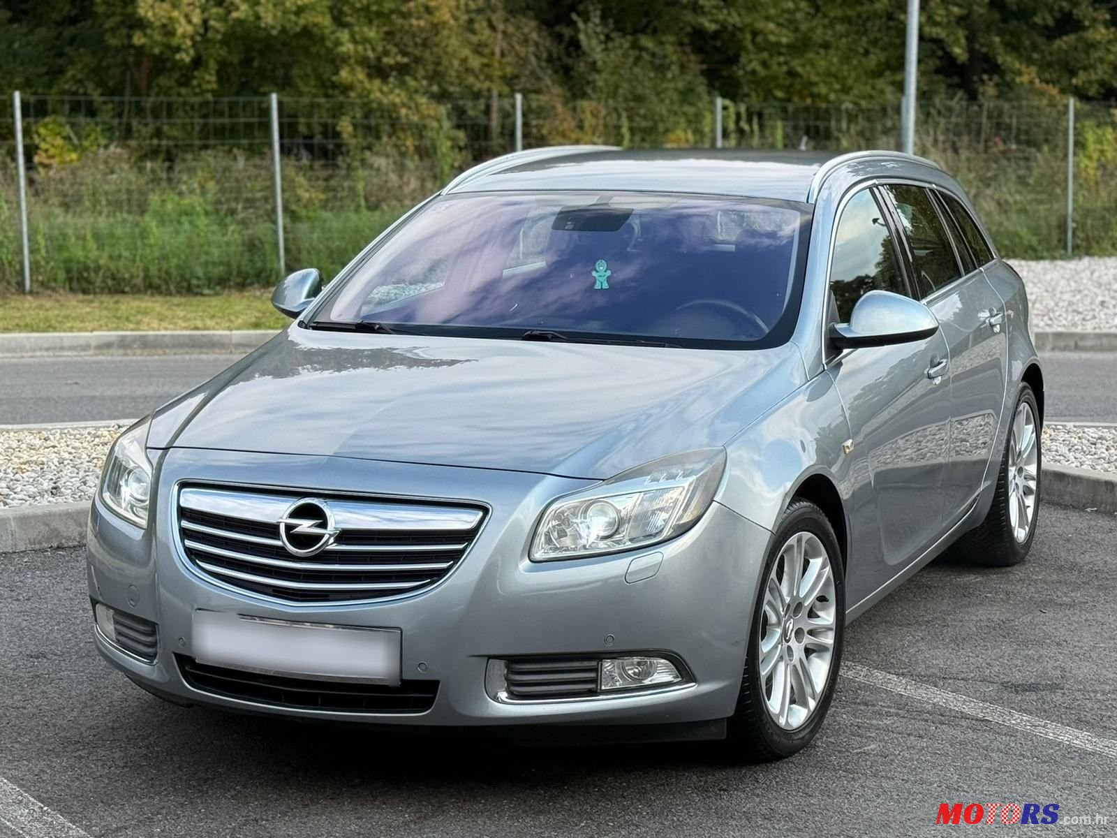 2012' Opel Insignia Karavan photo #2