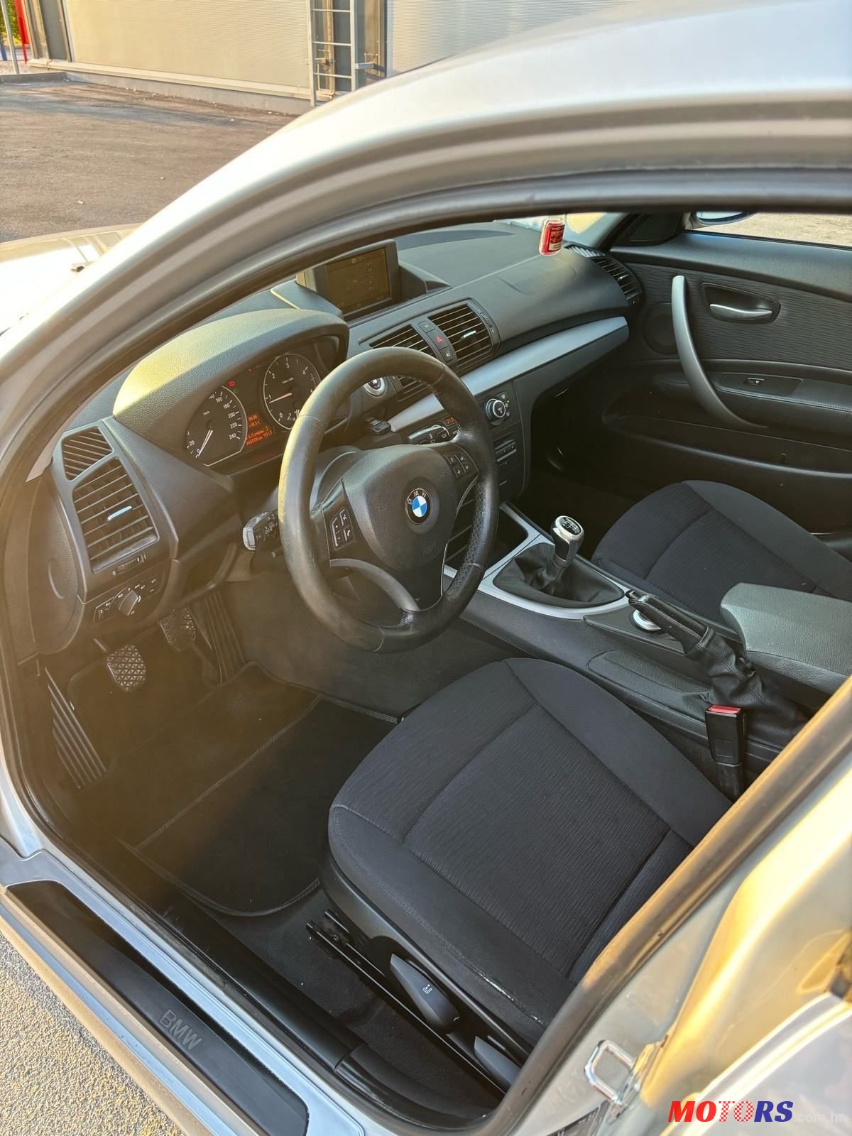 2008' BMW Serija 1 118D photo #3