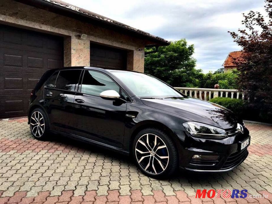 2014' Volkswagen Golf VII photo #1