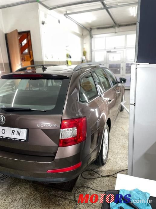 2014' Skoda Octavia Combi photo #5