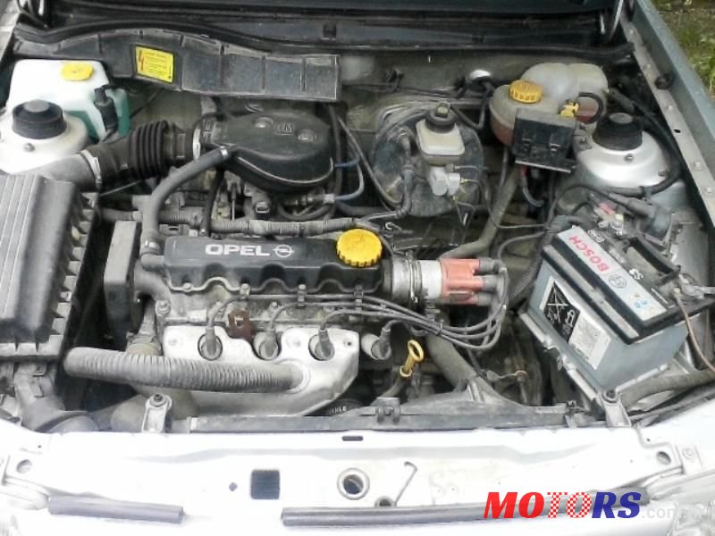 2002' Opel Astra Classic photo #3