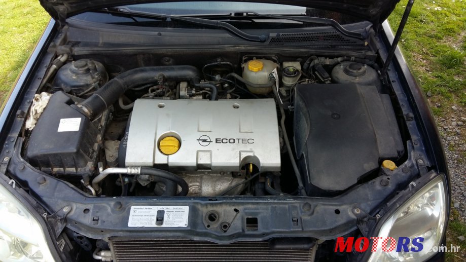 2003' Opel Vectra 1,6 photo #7