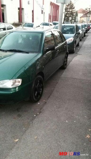 2001' SEAT Ibiza 1,4 photo #1