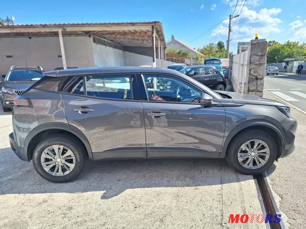 2022' Peugeot 2008 1,5 photo #6