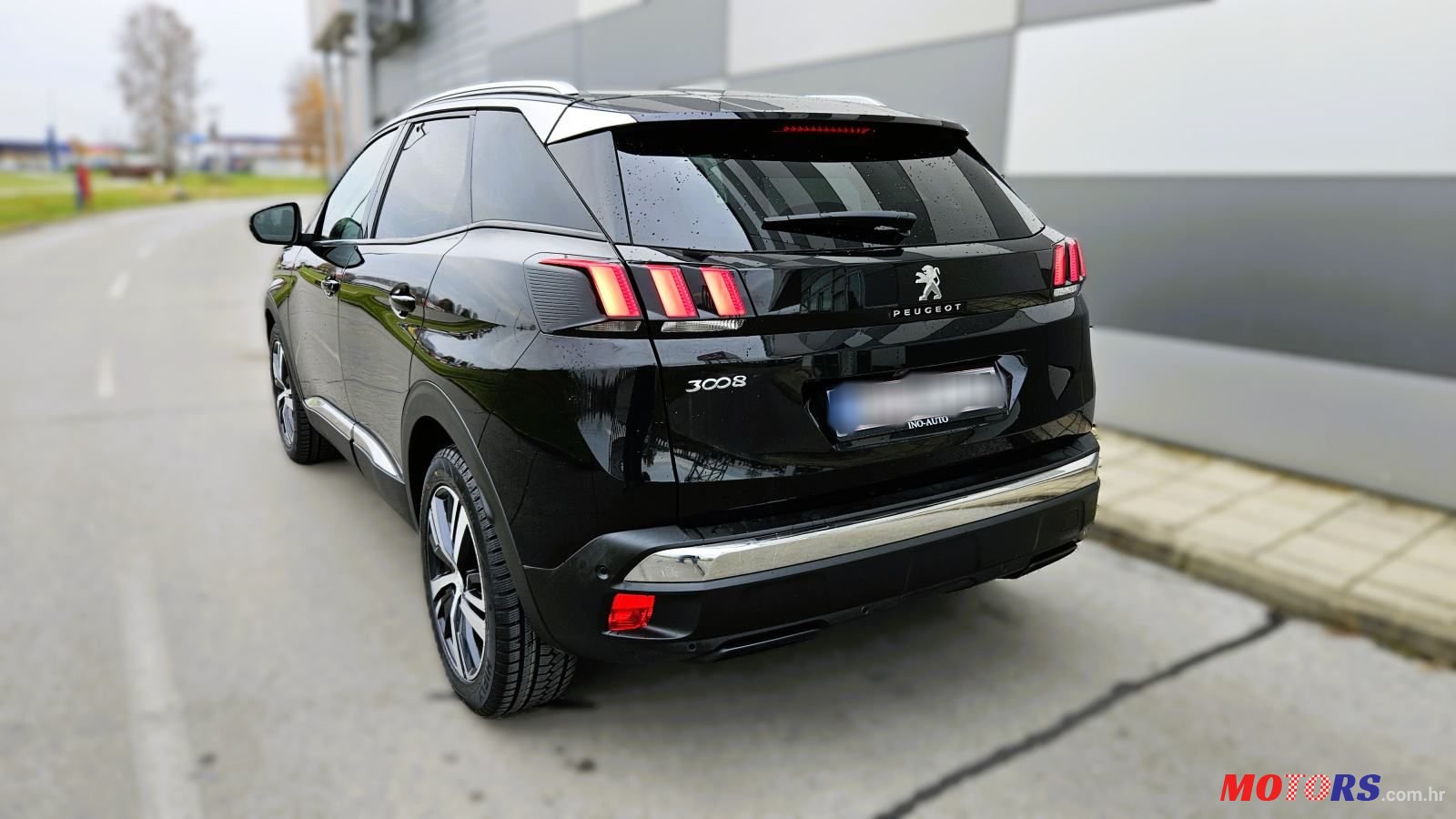 2018' Peugeot 3008 photo #2