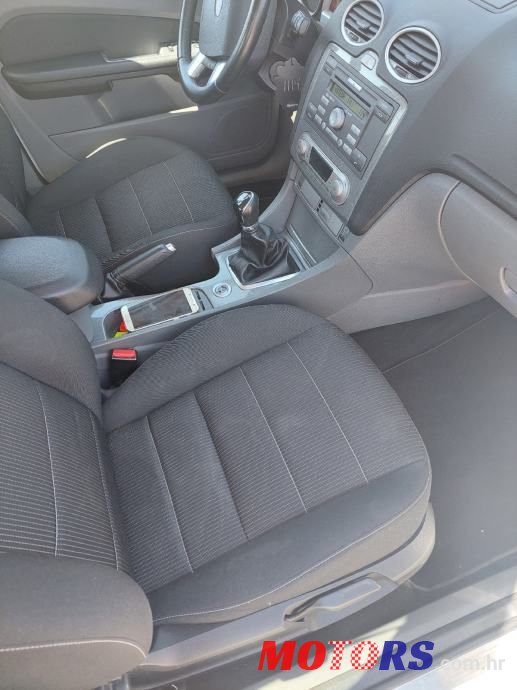 2010' Ford Focus 1,6 photo #5