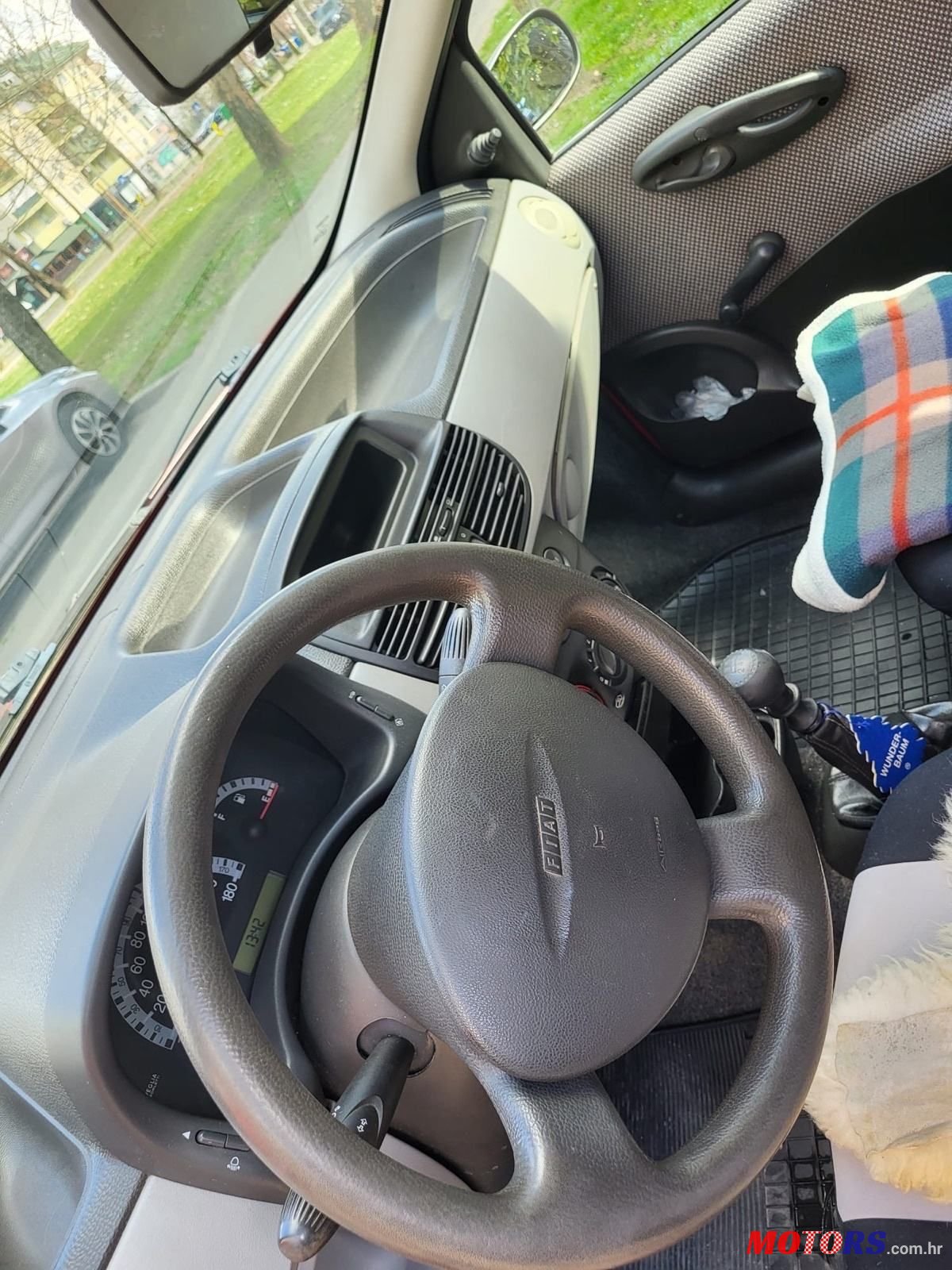 2003' Fiat Punto 1,2 photo #2