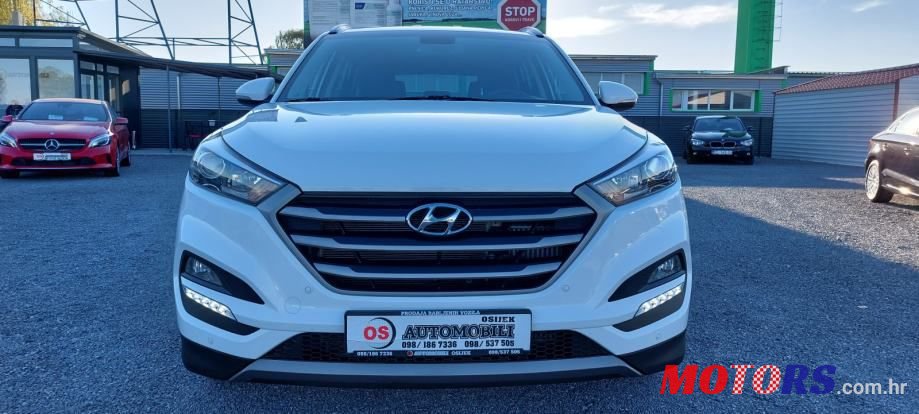 2015' Hyundai Tucson 1.7 Crdi photo #6