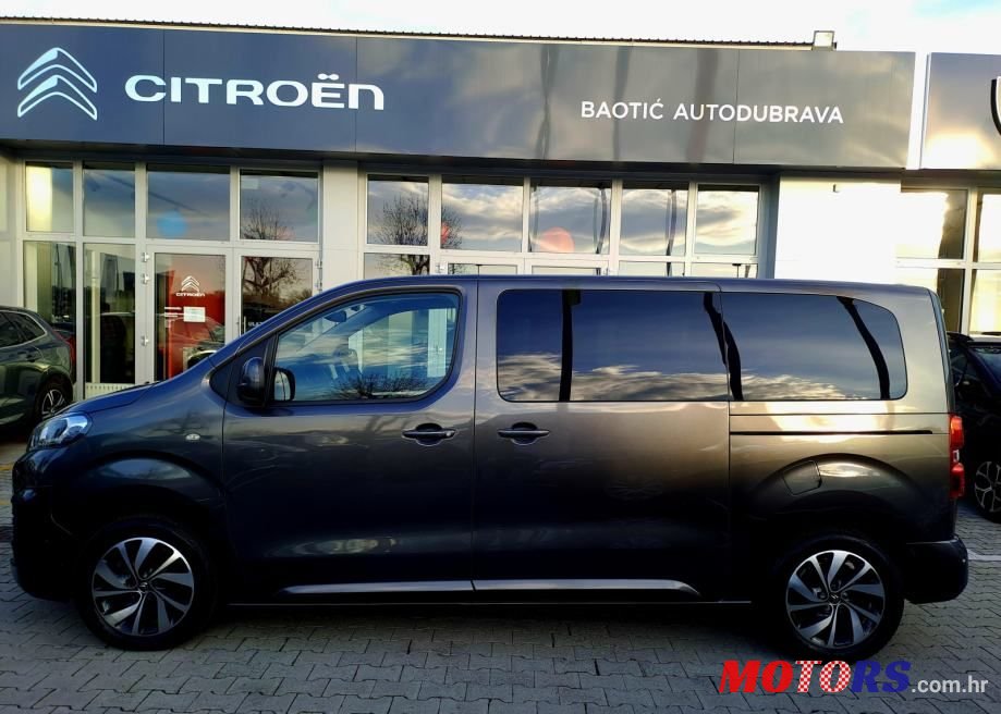 2021' Citroen SpaceTourer 2.0 Blue Hdi photo #2