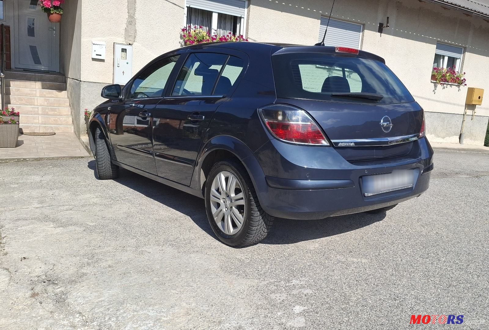2010' Opel Astra 1,7 Cdti Eco photo #2