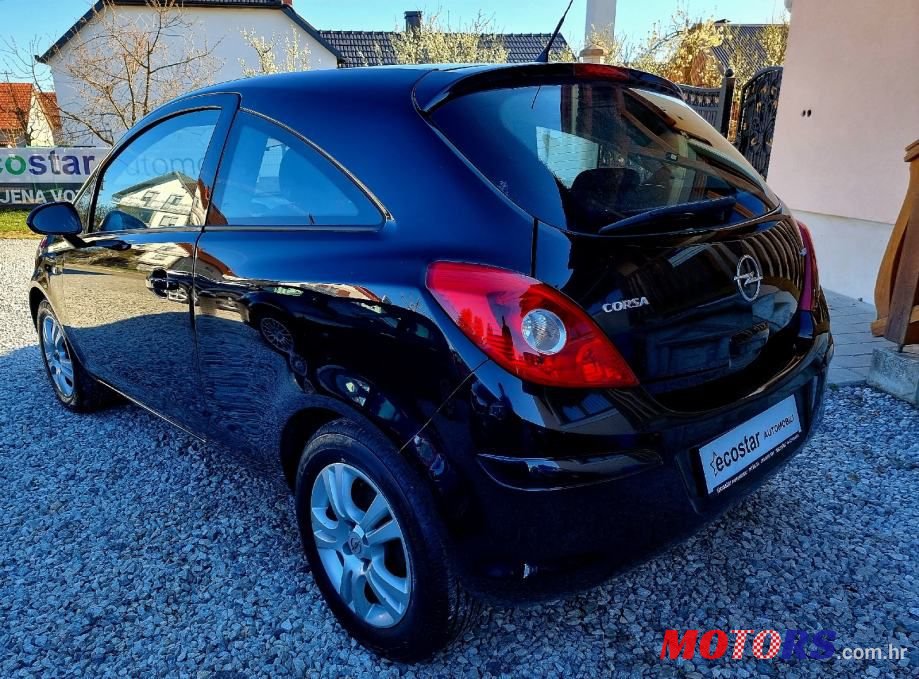 2010' Opel Corsa 1,3 Cdti photo #3