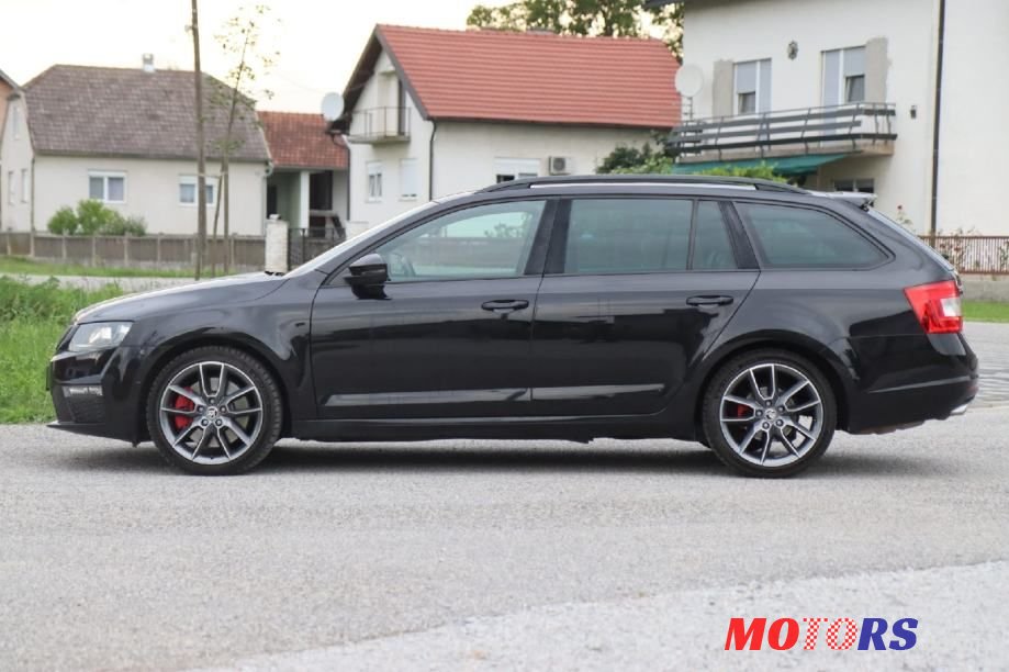 2014' Skoda Octavia Combi photo #5