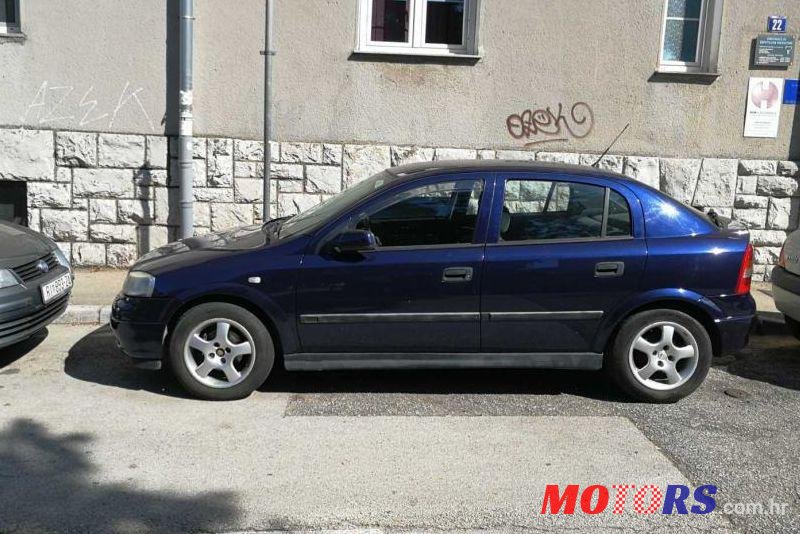 2000' Opel Astra 1,7 Dt photo #1