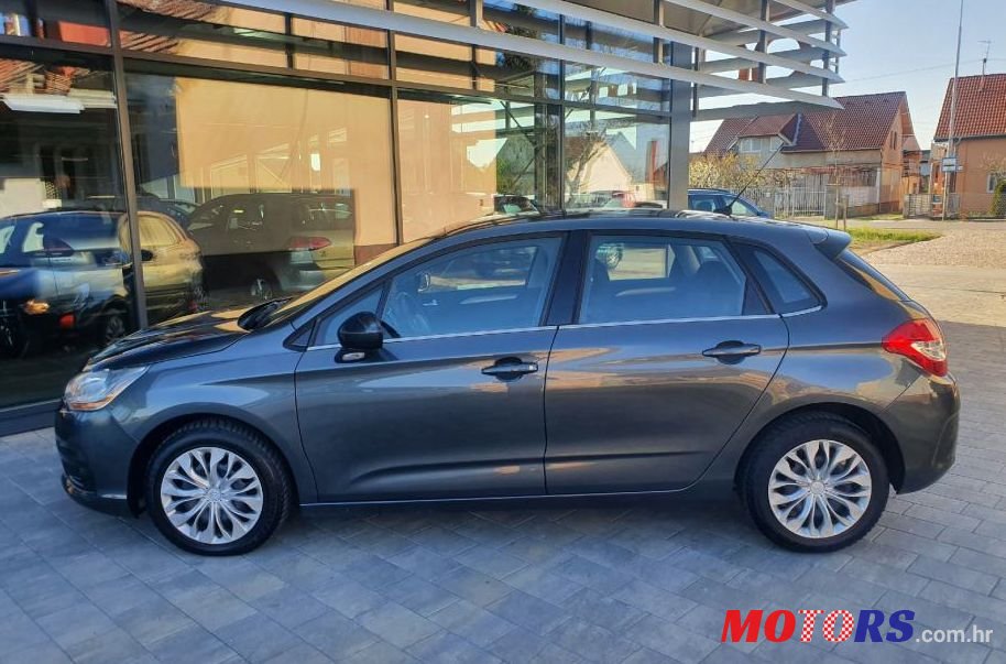 2013' Citroen C4 1,6 Hdi photo #1
