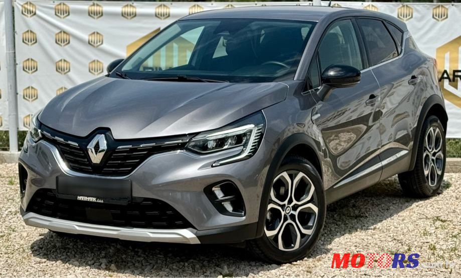 2021' Renault Captur Tce photo #1