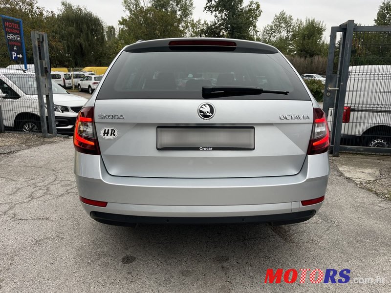 2019' Skoda Octavia Combi photo #6