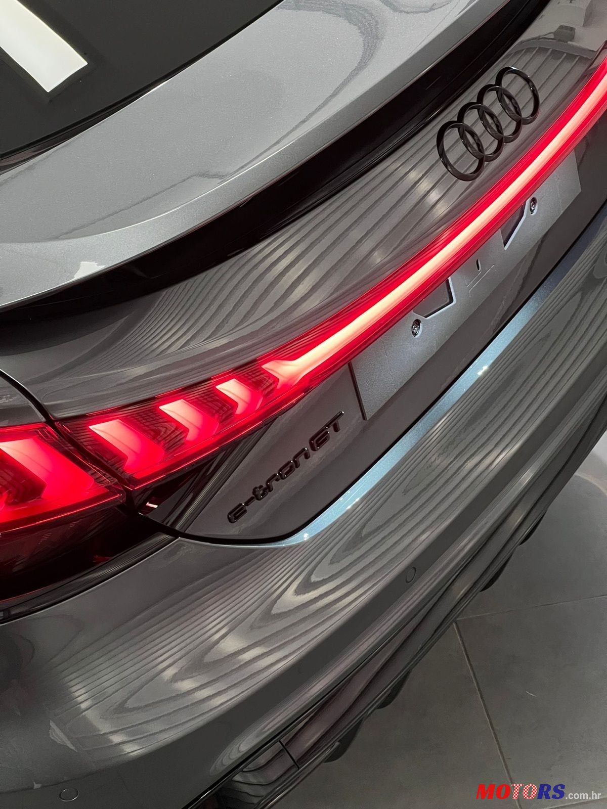 2022' Audi e-tron E-Tron photo #4