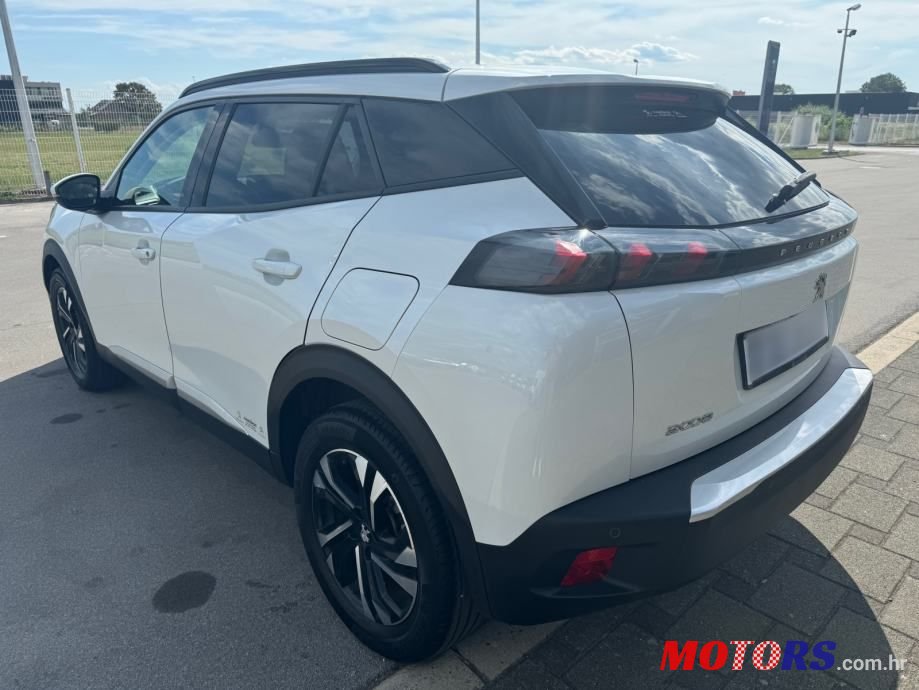 2020' Peugeot 2008 1,2 Puretech photo #5
