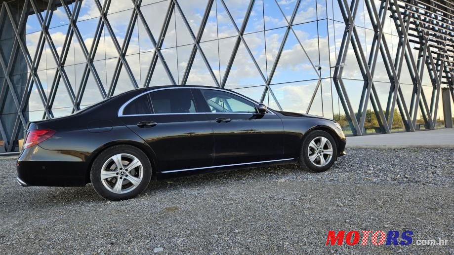 2017' Mercedes-Benz E-Klasa 220 D photo #4