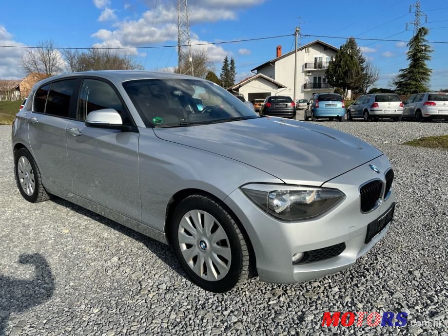 2012' BMW Serija 1 116D photo #2