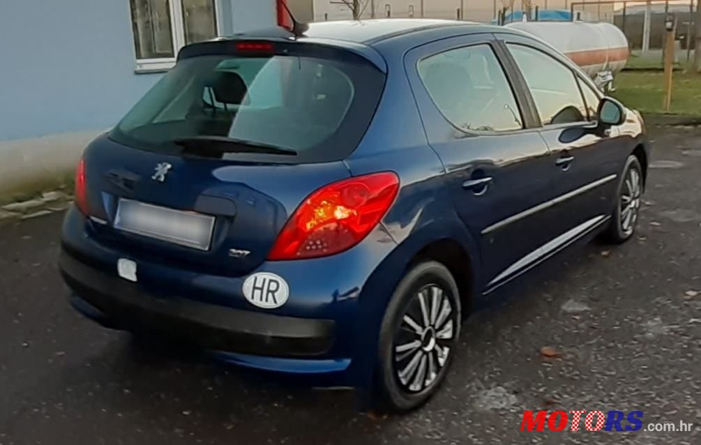 2006' Peugeot 207 1,6 Hdi photo #4