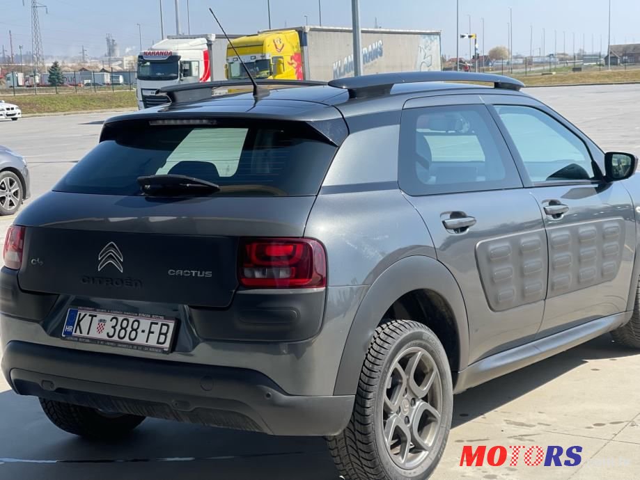 2016' Citroen C4 Cactus photo #6